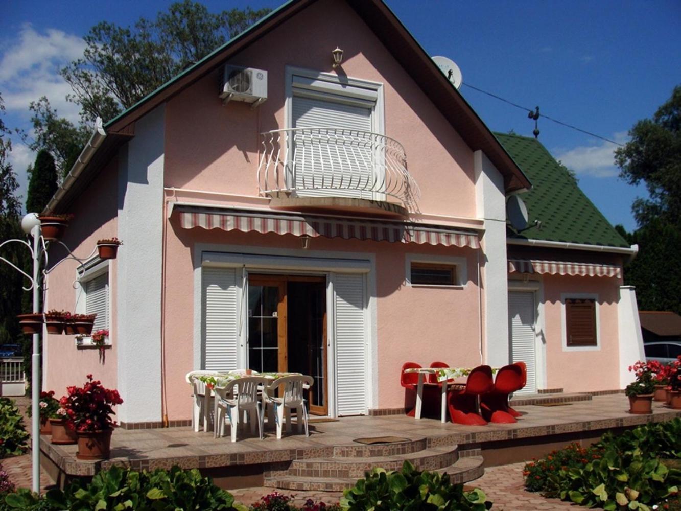 Villa Nyaralo Balatonmariafuerdo Exterior foto